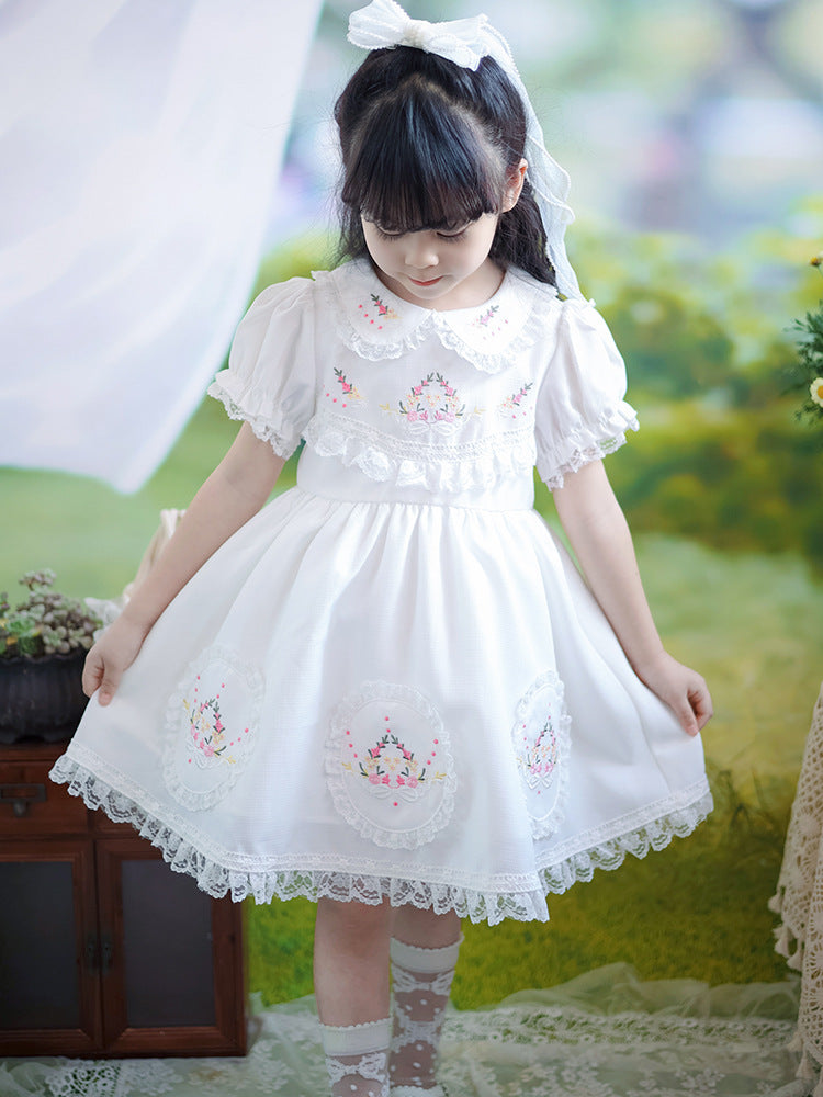 A white-waisted poplin dress with a floral accent / Classic dress for all occasions / 1-7 Years, White, Elegant, Soft, Lightweight